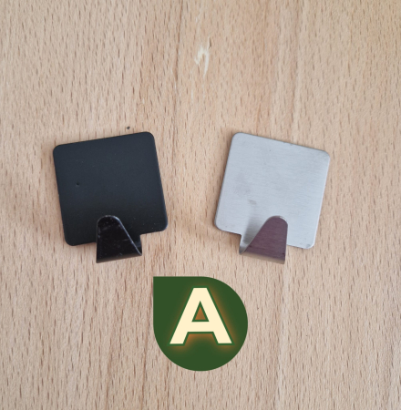 Fém akasztók tárolókosarakhoz [9]