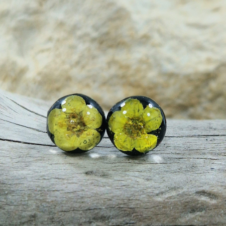 Cercei cu șurub din oțel cu flori de prun [1]