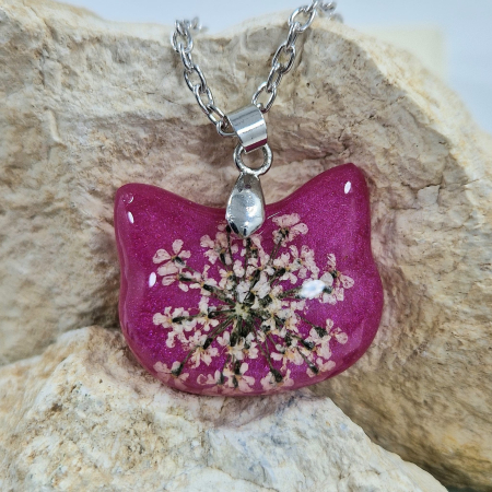 Colier / Pandantiv - Colier cu floarea de morcov - pisică