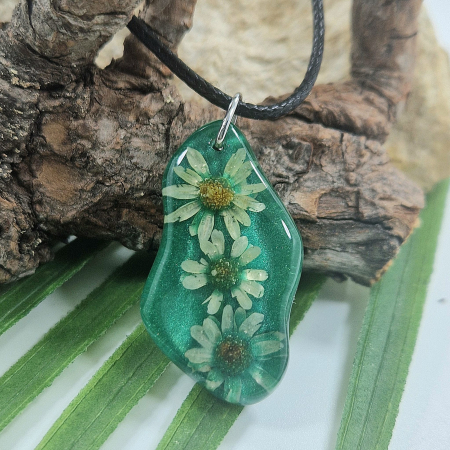 Colier / Pandantiv - Colier cu flori de pai