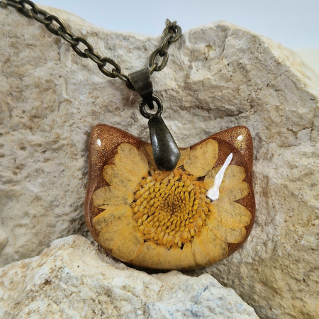 Colier / Pandantiv - Colier cu flori sălbatice - pisică