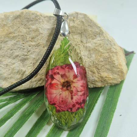 Colier / Pandantiv - Colier cu mini trandafir