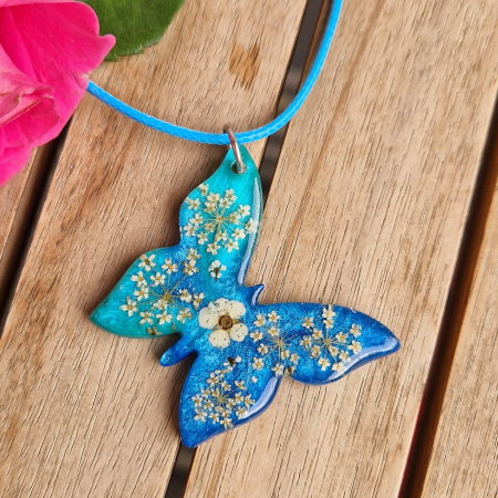 Colier cu flori de soc și flori de morcov [1]