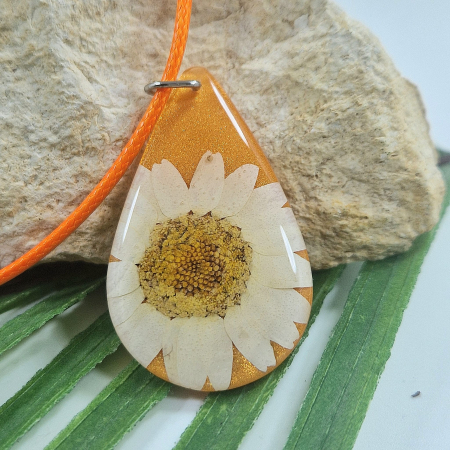 Colier / Pandantiv - Colier cu margaretă