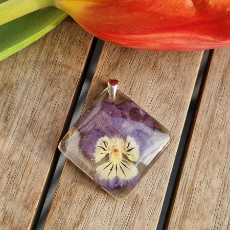 Pandantiv argint cu flori de panseluță [1]