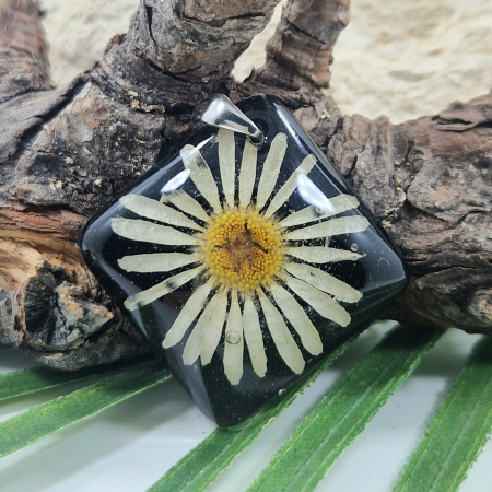 Nyaklánc / Medál - Margaréta ezüst medál  3D