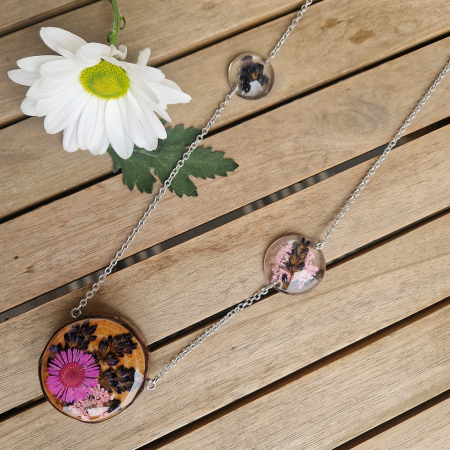 Vadvirág acél nyaklánc [1]