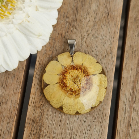 Vadvirág acél medál [1]