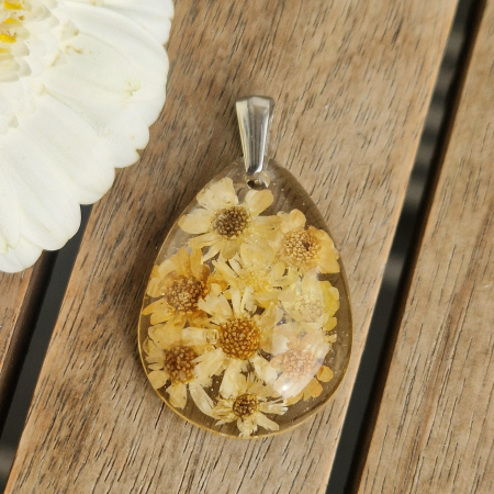 Pandantiv oțel cu flori de pai [1]