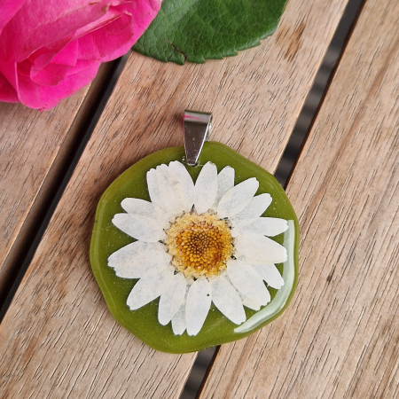 Margateta acél medál [1]