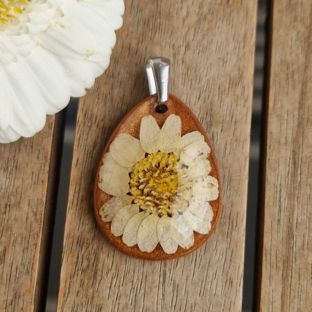 Pandantiv oțel cu margaretă [1]