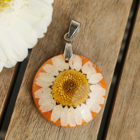 Pandantiv oțel cu margaretă [1]