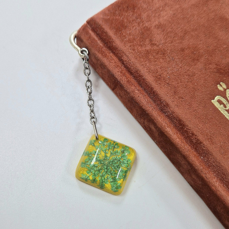 Semn de carte cu flori de morcov [2]