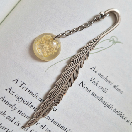 Semn de carte - Semn de carte cu flori de morcov