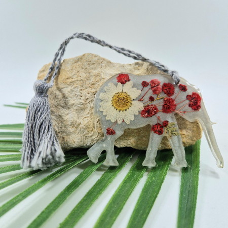 Semn de carte cu flori sălbatice și margaretă - elefant [2]