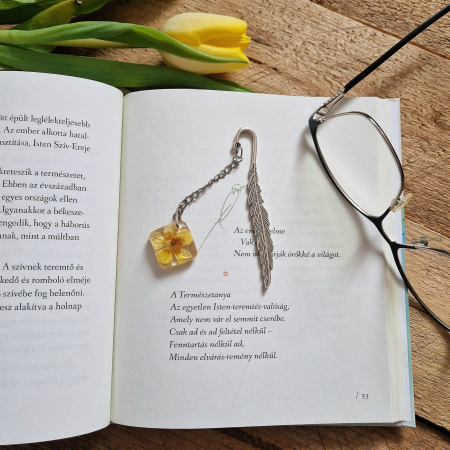 Semn de carte cu flori sălbatice [1]