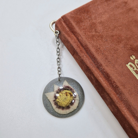 Semn de carte cu flori sălbatice [2]