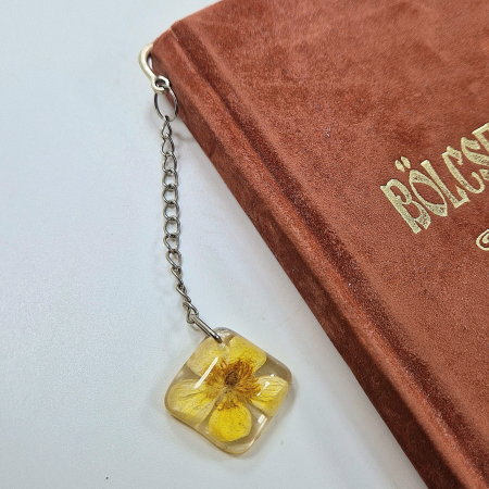 Semn de carte cu flori sălbatice [2]