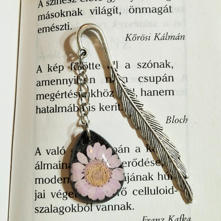 Bijuterii din flori naturale - Semn de carte cu flori sălbatice