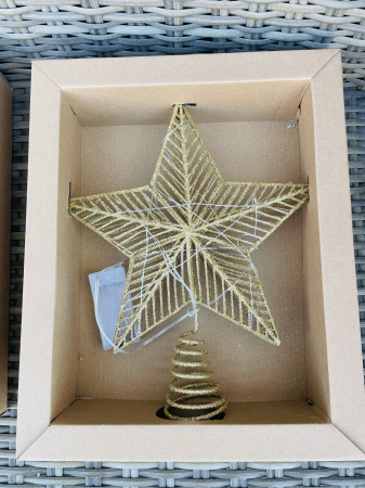 CRACIUN MAGIC - Varf de brad auriu cu instalatie