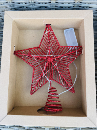 CRACIUN MAGIC - Varf de brad rosu cu instalatie