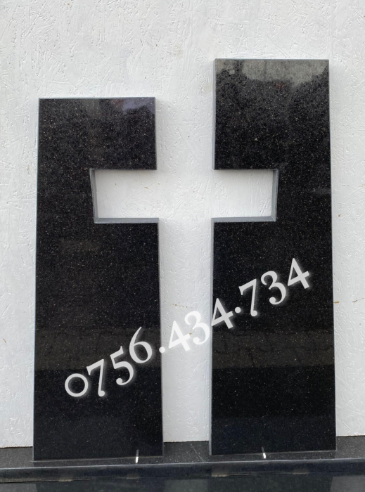 MONUMENT FUNERAR GRANIT NEGRU [1]