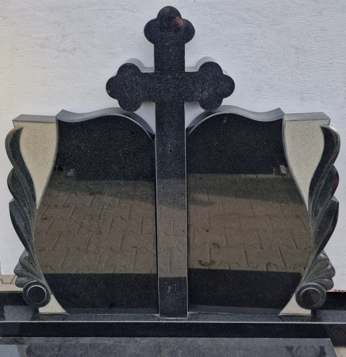 MONUMENT FUNERAR GRANIT NEGRU [1]