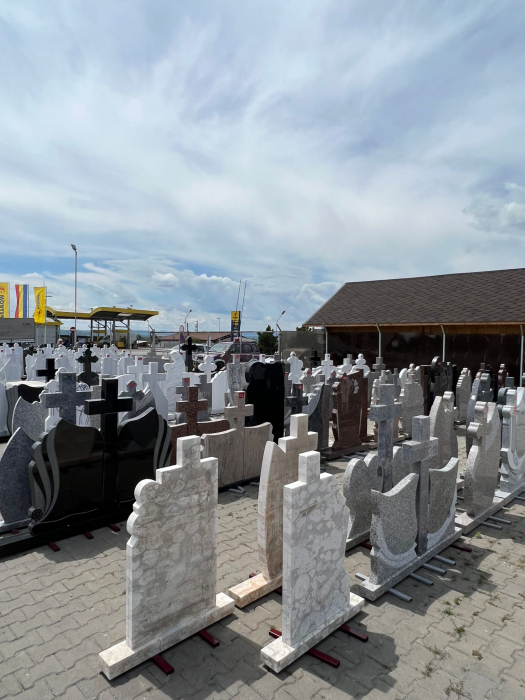 MONUMENT FUNERAR GRANIT [4]