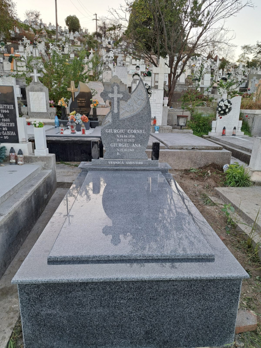 MONUMENT FUNERAR GRANIT GRI - Copie [2]