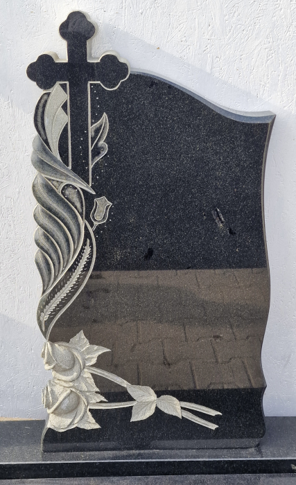 MONUMENT FUNERAR GRANIT NEGRU [1]