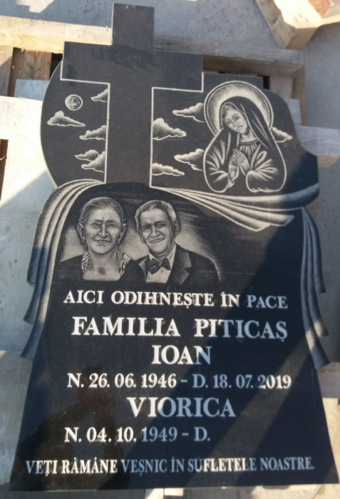MONUMENT FUNERAR GRANIT NEGRU [5]