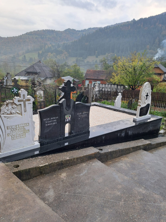 Lucrare realizata din Granit Negru [1]