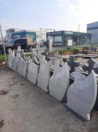 MONUMENT FUNERAR GRANIT GRI [1]
