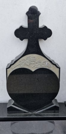 Cruci Granit - MONUMENT FUNERAR GRANIT NEGRU
