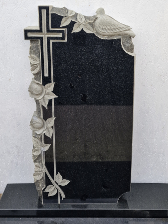 Cruci Granit - MONUMENT FUNERAR GRANIT NEGRU
