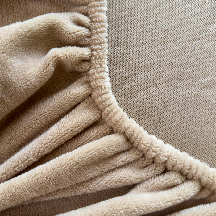 Set Lenjerie de Pat Catifea Velvet Nights 3 Piese Bej [10]