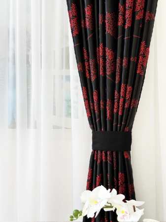 Draperie Blackout Negru Sidefat cu Crenguțe Roșii [3]