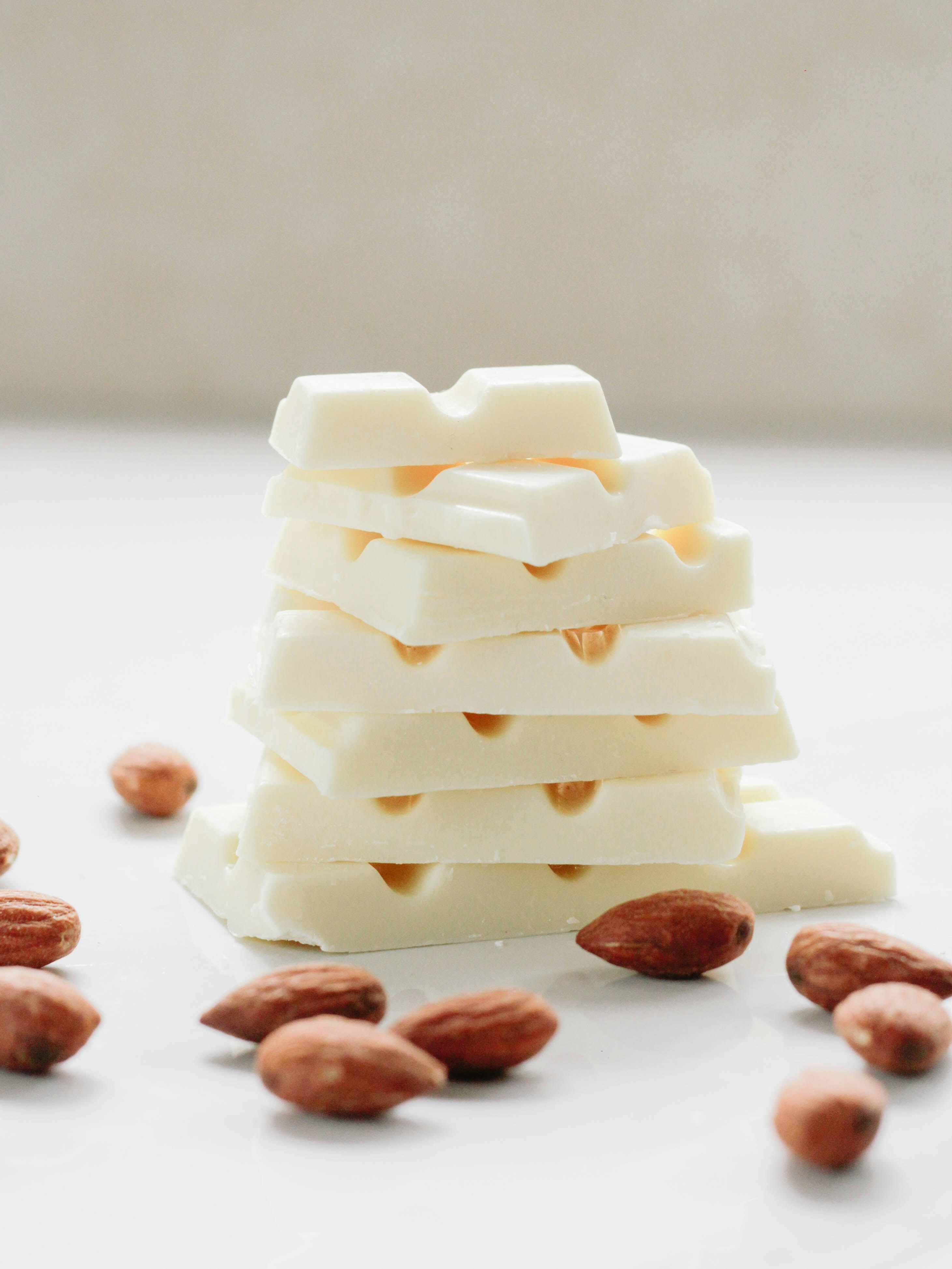 Cum folosesti crema de ciocolata alba in deserturi creative?