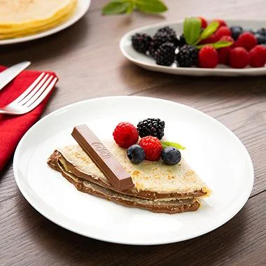 Crema de cacao cu bucatele de napolitana KitKat, 3KG [1]