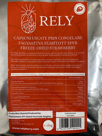 PRODUSE - Capsuna liofilizată este capsuna care a fost procesată prin liofilizare, un proces de deshidratare care implică congelarea fructului și îndepărtarea apei sub presiune scăzută. Acest proces menține aroma și proprietățile nutriționale ale capsunii într-o formă uscată și ușor de păstrat. Capsuna liofilizată poate fi utilizată în diverse moduri, cum ar fi decorarea prajiturilor si a produselor de cofetarie sau adăugarea în cereale, iaurt, smoothie-uri sau ca gustare sănătoasă. 