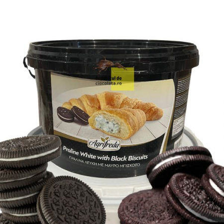 PRODUSE - Crema alba cu bucati de biscuiti negri