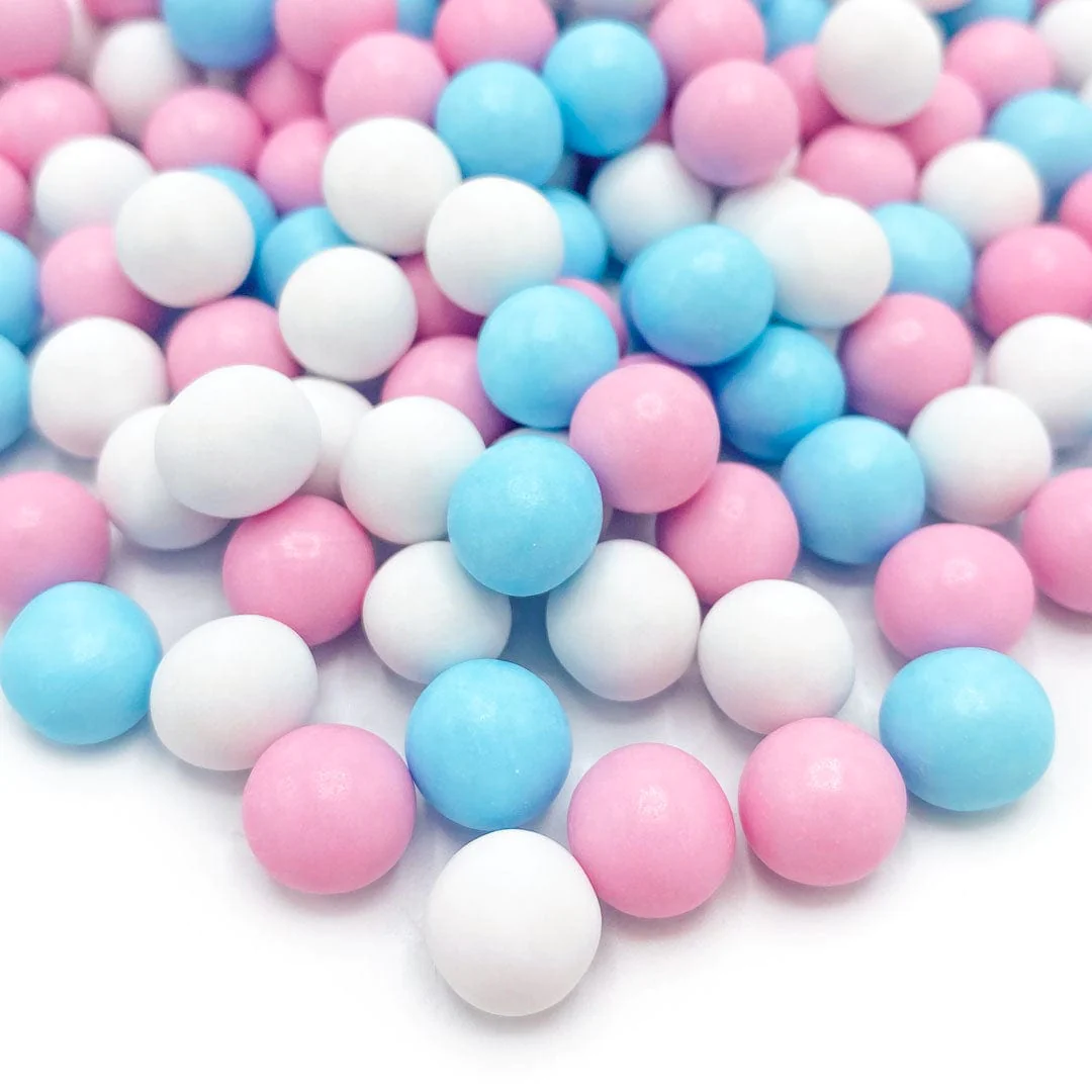 Mix Sprinkles bile din zahar si ciocolata pentru decorarea produselor de cofetarie si patiserie.   Gramaj: 90g. Produs in: Germania. [1]