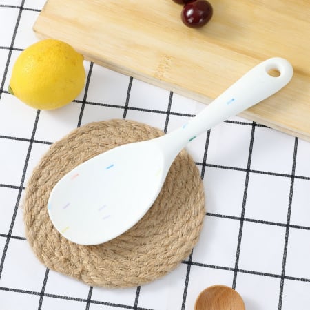 Ustensile de Bucatarie - Lingura mare de silicon alimentar. Solida si termorezistenta