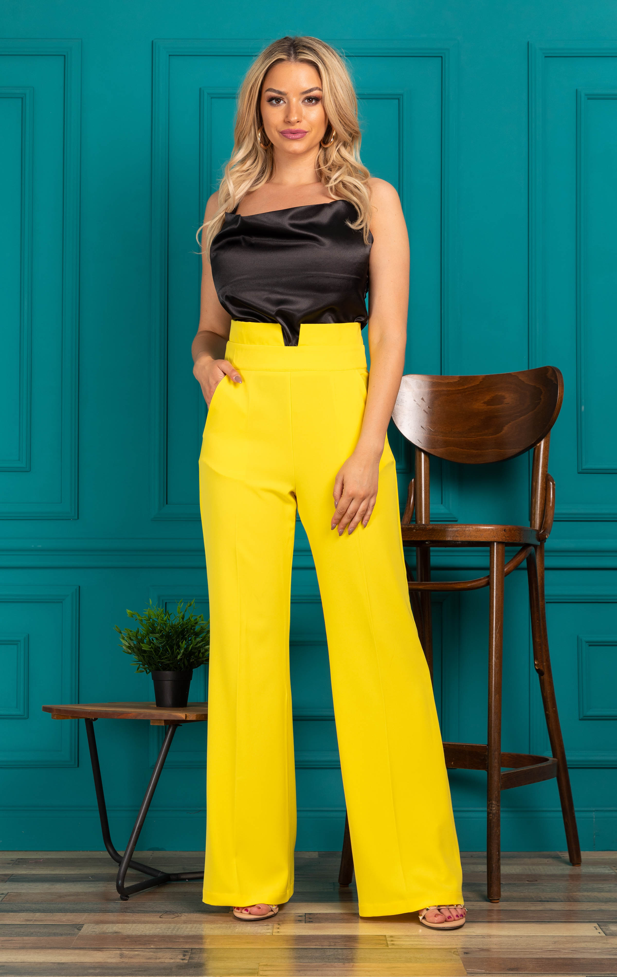 Pantaloni Kali [1]