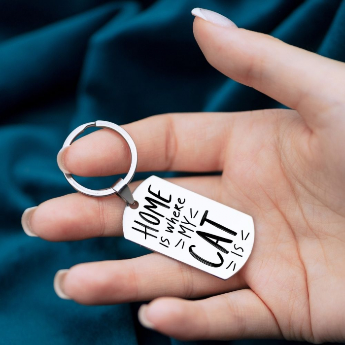 Breloc-Chei-Personalizat-Cu-Mesaj-home-is-where-my-cat-is [2]