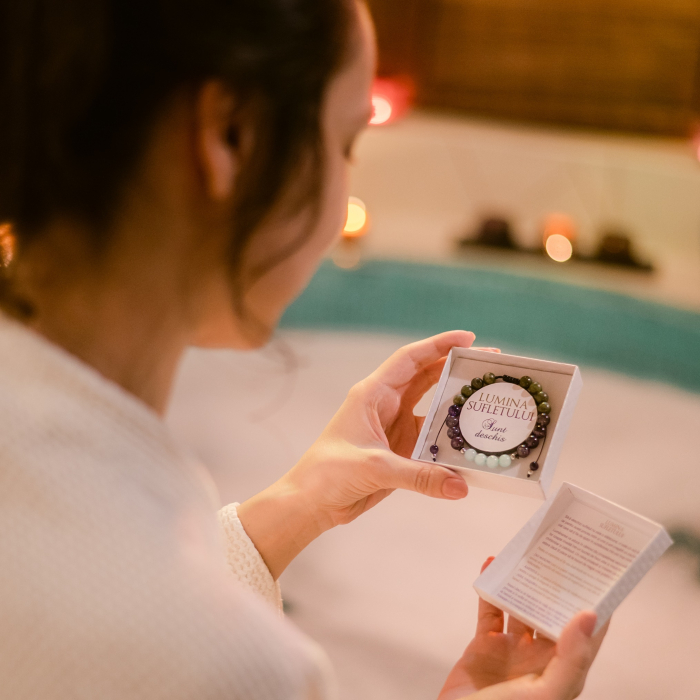 lumanare parfumata pere si frezie bratara pietre semipretioase Lumina sufletului [2]