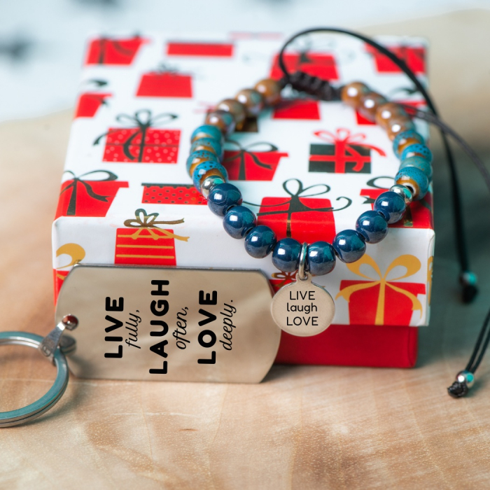 set-cadou-secret-santa-pentru-femei-bratara-si-breloc-personalizat-elegant [3]