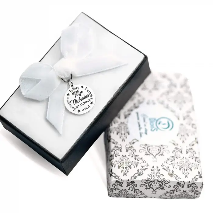 Banut din argint pentru mot [2]