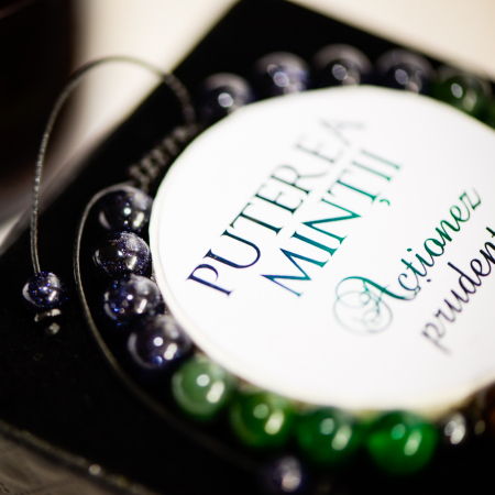 Pachet cadou, Bratara cu pietre semipretioase Puterea Mintii si Lumanare parfumata cu lemn de stejar [4]