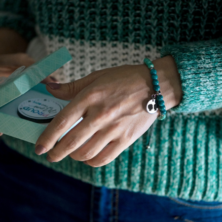 Bratari Personalizate FEMEI iubite - bratara-pentru-mama-de-doi-baieti-boys-mom-personalizata-cu-nume-din-margele-de-portelan-turcoaz